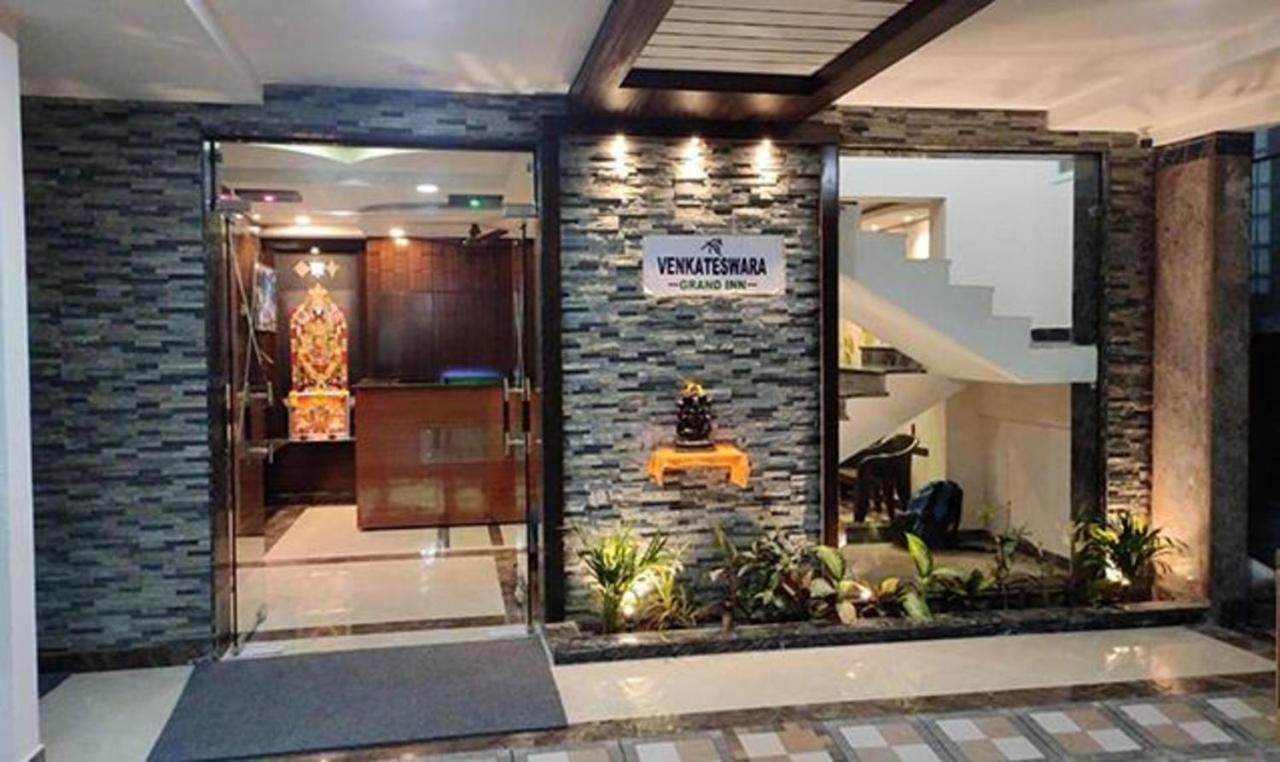 Fabhotel Nb Venkateswara Grand Inn Tirupati Dış mekan fotoğraf
